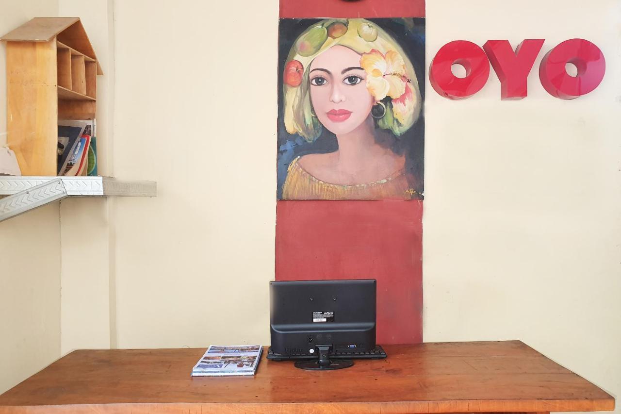 Oyo 1323 Murni Homestay Mangsit Exterior foto
